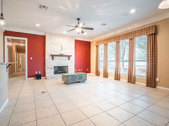 3rd image of 4825 N Bentwood Dr