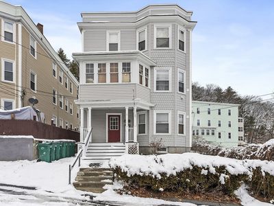 21 Read St, Fitchburg, MA, 01420