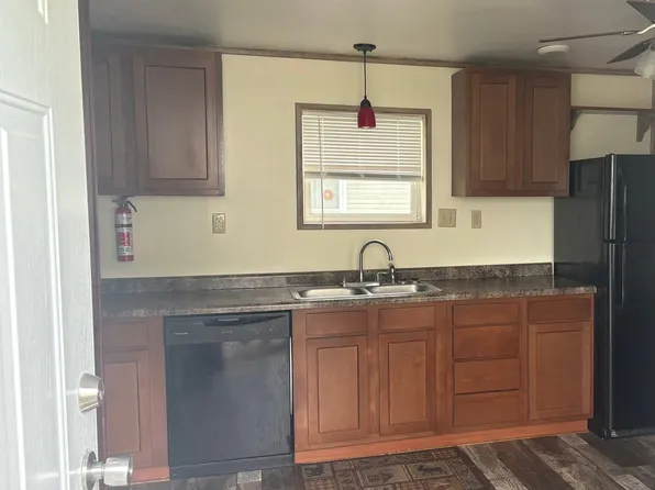 205 W Marshall St #221, Argos, IN 46501