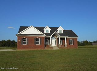 250 Lavely Ct, Shepherdsville, KY 40165