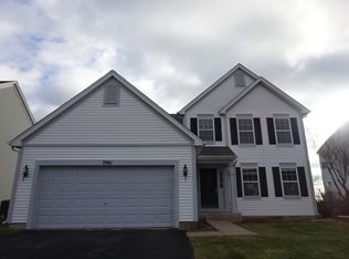 2961 Aberdeen Dr, Montgomery, IL 60538