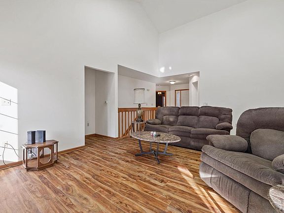 5th image of 4731 Kingdom COURT