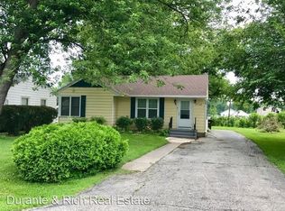 2710 Stilling Blvd, McHenry, IL 60050
