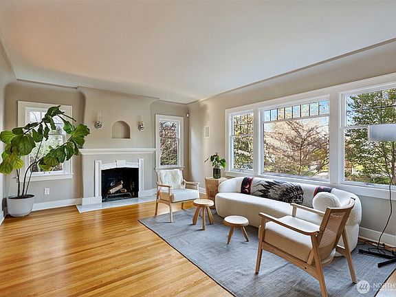3rd image of 719 35th Avenue