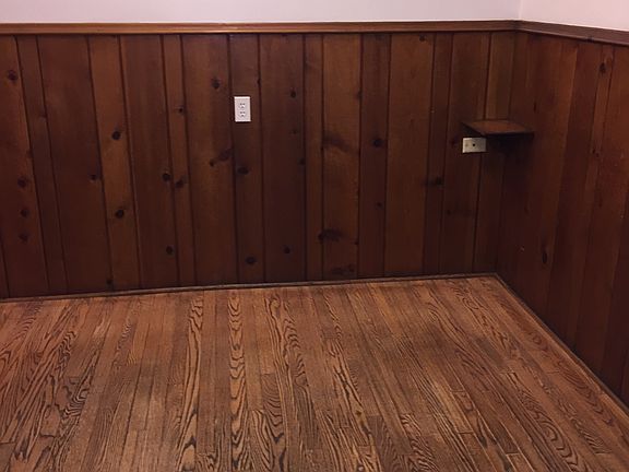 5th image of 2725 Oakleaf Ave