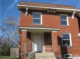 1737 Marcus Ave, Saint Louis, MO 63113