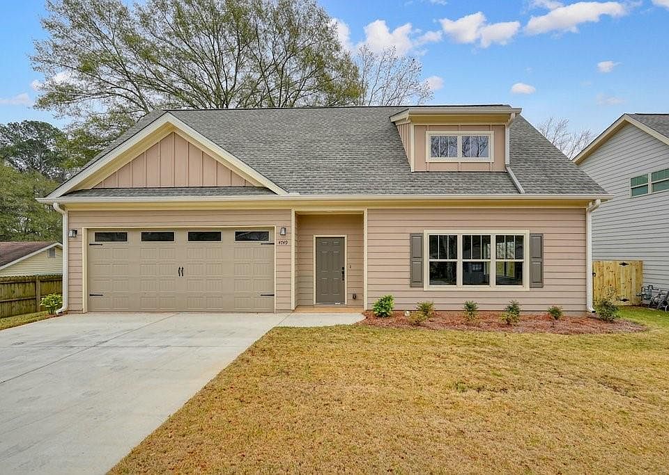 1st image of 4749 Fowler St