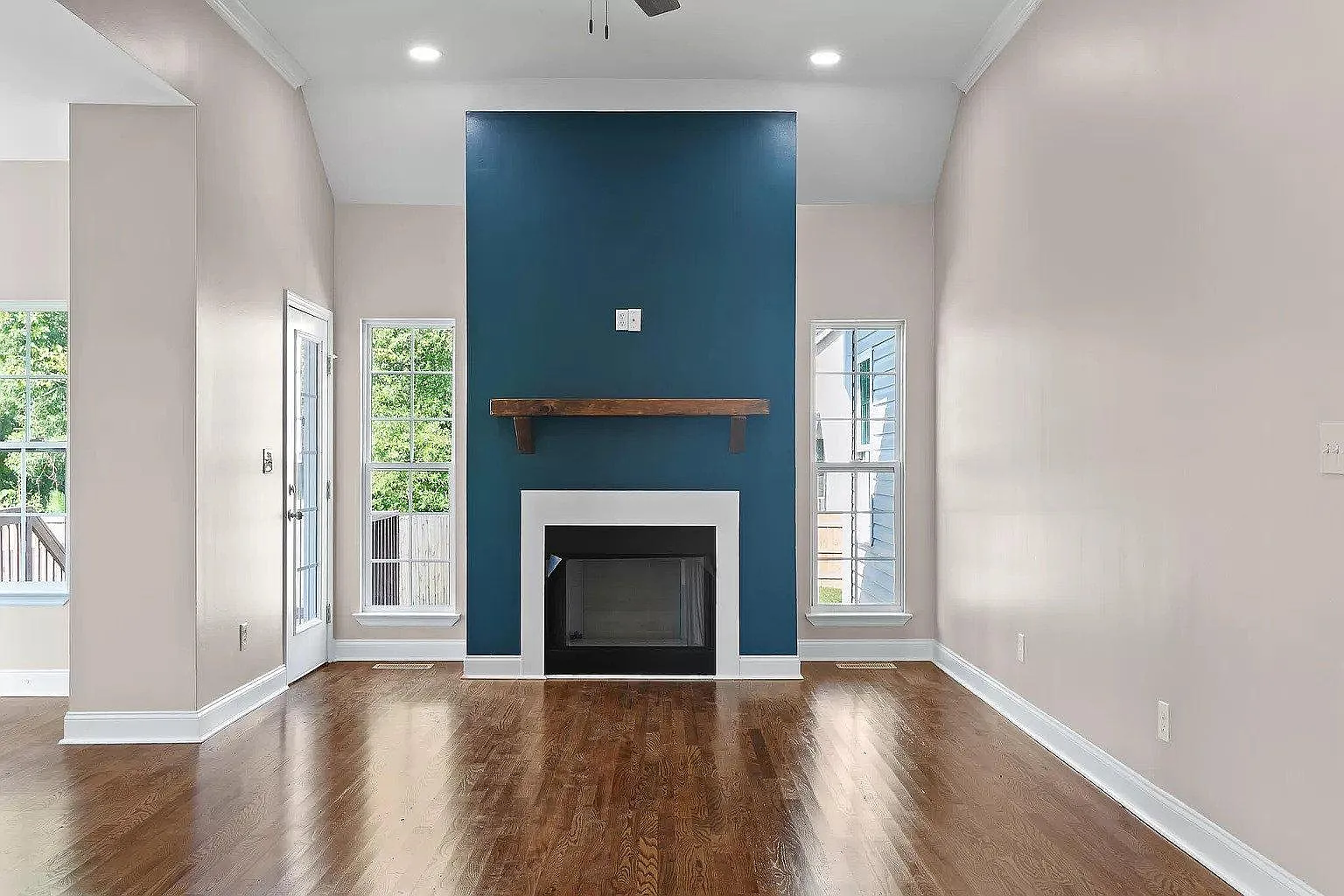 4 bed, 1797 sqft, $2,650 — Photo 2
