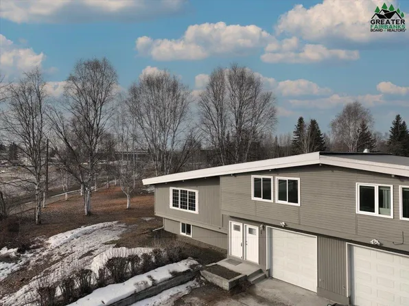 1516 Buttercup St, Fairbanks, AK 99701