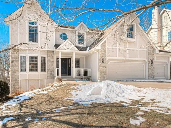 14610 Shamrock Way, Smithville, MO 64089