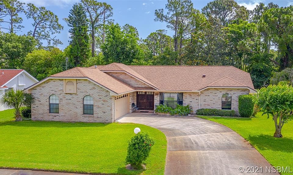 1st image of 215 Meadow Lake Dr