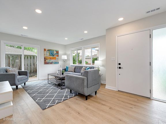5th image of 6125 Kit Carson Dr #38-1