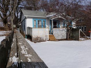 827 Maxwelton Dr, Des Moines, IA 50315