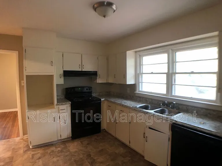 3011 Devon Rd — Photo 13