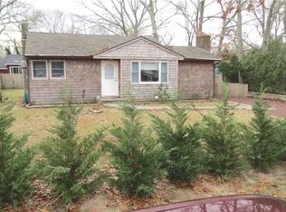 19 Hart Ave, Flanders, NY 11901