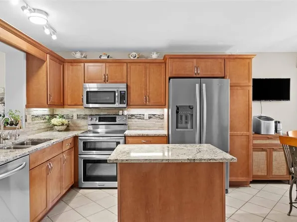 4440 Fairways Blvd APT 206, Bradenton, FL 34209