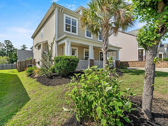 2nd image of 111 Arbor Springs Dr