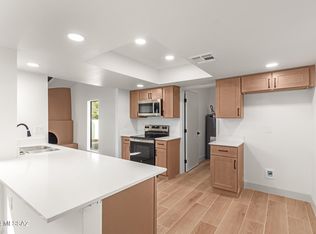 2910 N Cascada Cir, Tucson, AZ 85715