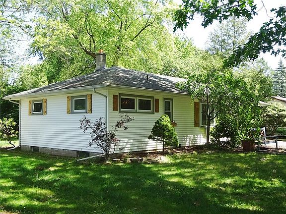 3rd image of 274 Park Lane Dr