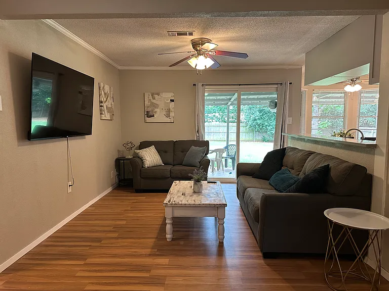 1607 Sagebrush Trl — Photo 55