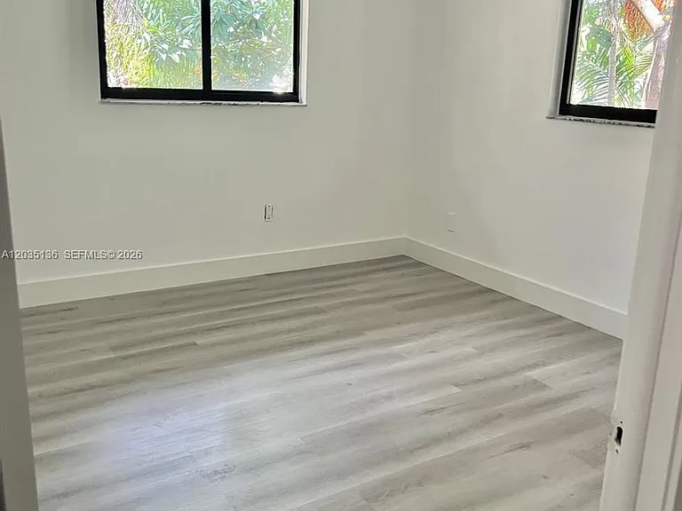 325 Menores Ave — Photo 6