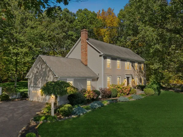 66 Farmstead Lane, Naugatuck, CT 06770