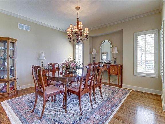 5th image of 4503 NE De La Mar Pl