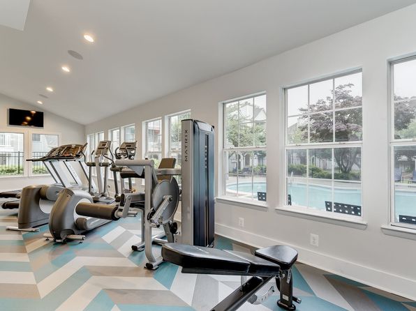 100 Chase Mill Cir #3-37CM