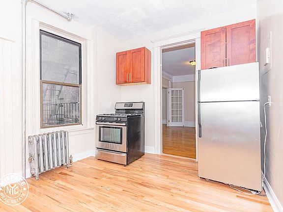 3rd image of 41 Jefferson St #9A