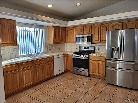 5th image of 6126 S Los Lagos Cir