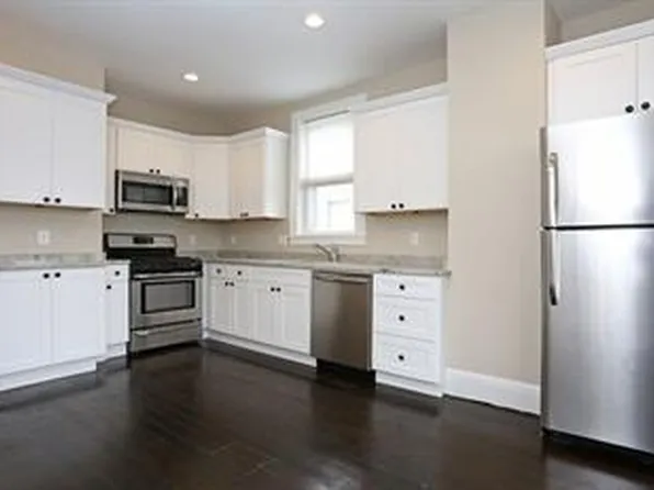 41 Saint Edward Rd #3, Boston, MA 02128