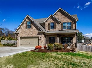 1174 Gray Eagle Ln, Knoxville, TN 37932
