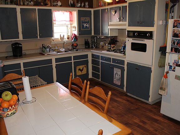 3rd image of 506 S Pecan St