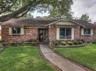 2202 Droxford Dr, Houston, TX 77008