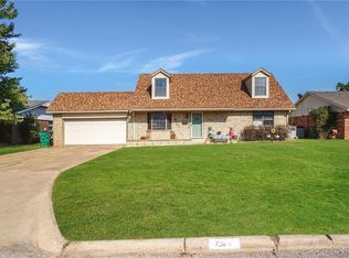 1524 Cindy St, Mangum, OK 73554