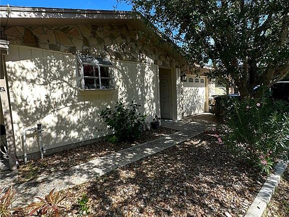 4th image of 1705 W Gastel Cir