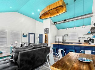 1014 N Fort Velasco Dr, Freeport, TX 77541