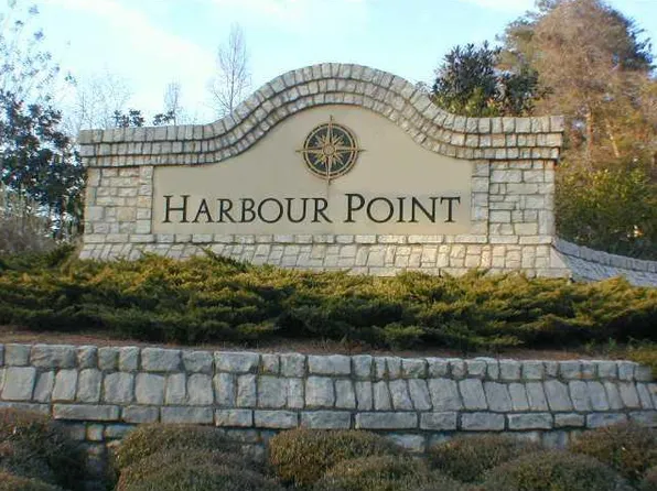 3519 Water Front Dr, Gainesville, GA 30506