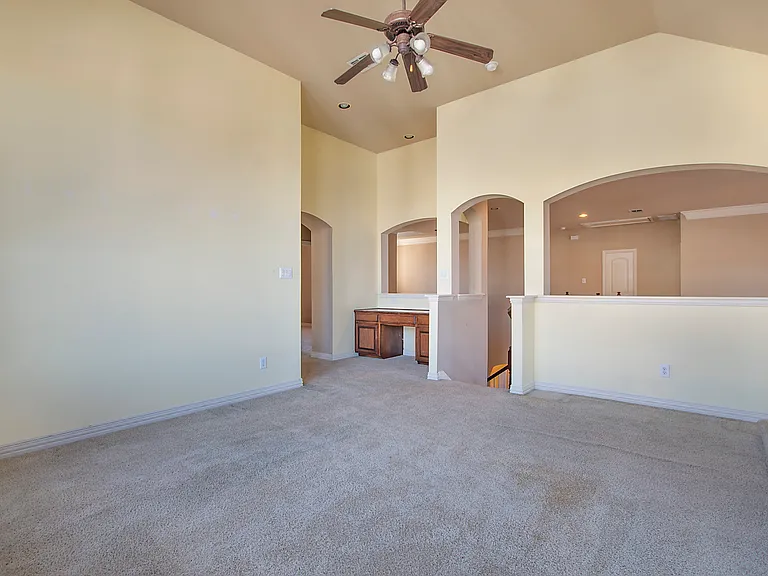 1838 Crowbridge Dr — Photo 32