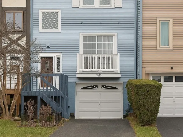 3195 Camberly Dr, Gibsonia, PA 15044