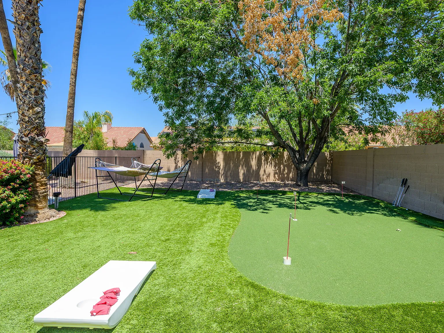 4 bed, 2.5 bath, 2699 sqft, $6,250 — Photo 2