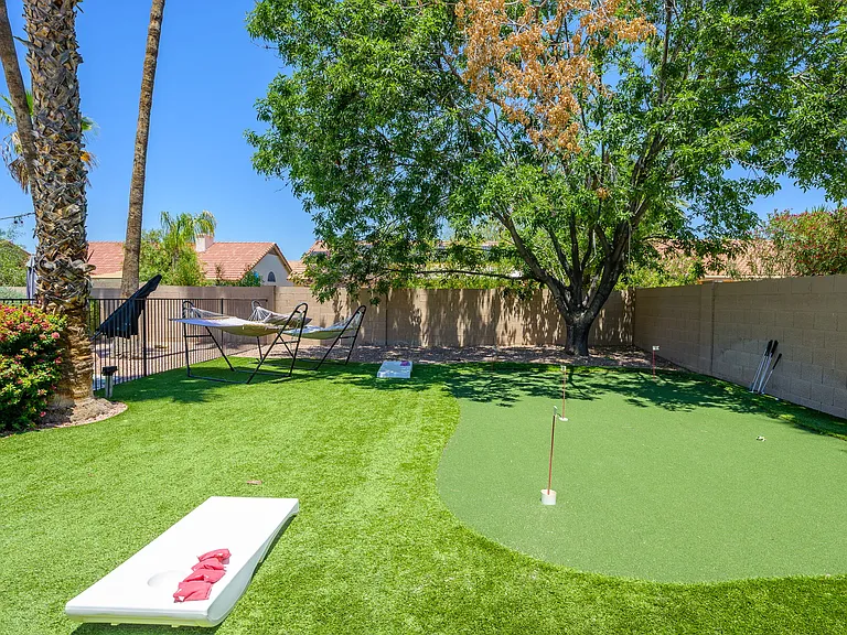5638 E Helena Dr — Photo 2