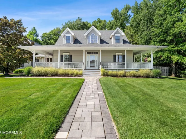 24 Kerr Lane, Matawan, NJ 07747