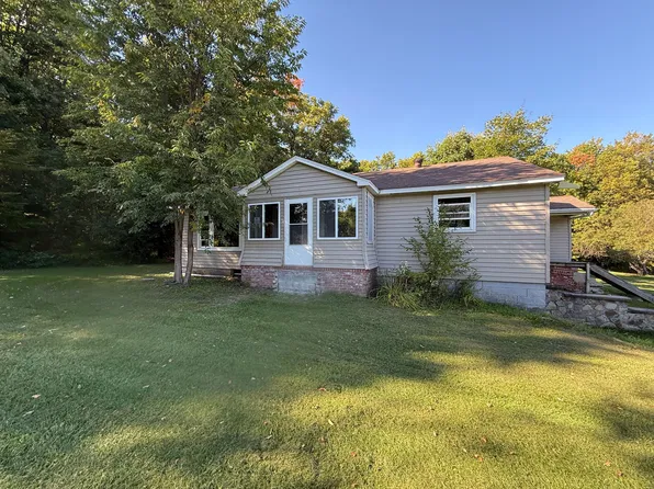 16 Carlson St, Ellenburg Center, NY 12934