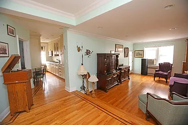 Sold by Maxwell Kates Inc.