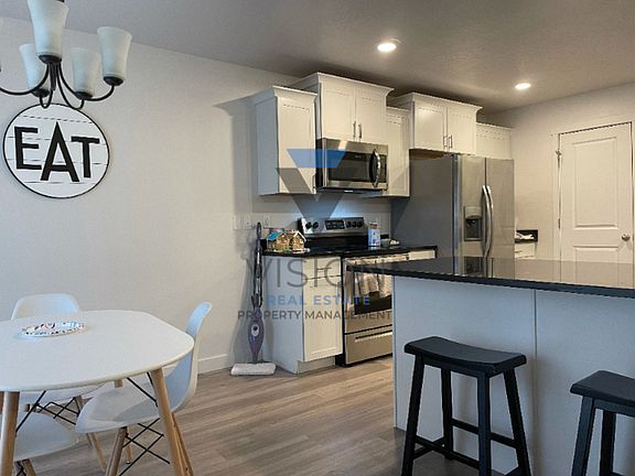 5th image of 553 W 1520 S #Basement