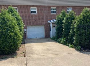 745 Locust Ridge Dr #745, Pittsburgh, PA 15209