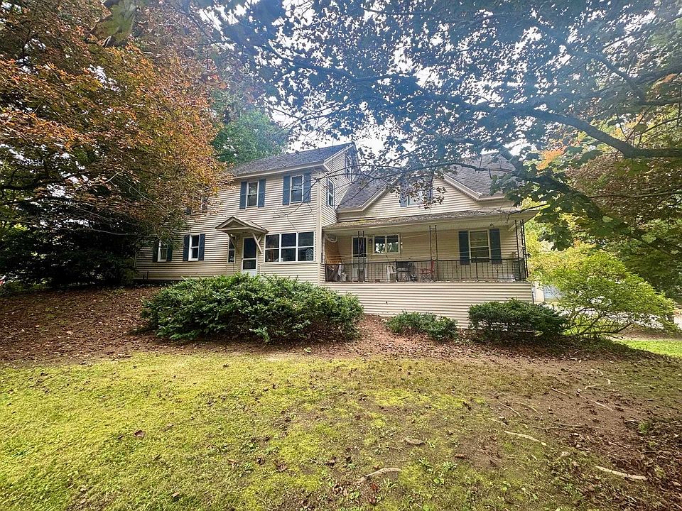 1st image of 470 Elm Street