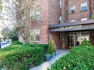 7445 Yellowstone Blvd APT 1J, Flushing, NY 11374
