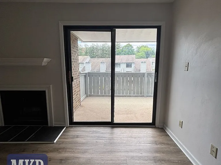 2527 Gatehouse Ln — Photo 39
